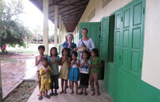 Dr. Heard and students at the Meuang Kang school