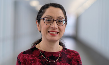 Dr. Ioana Bratu